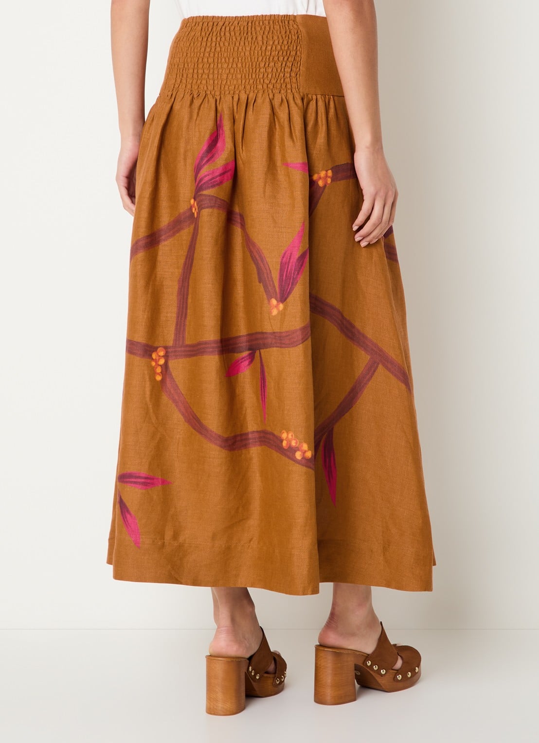 Farm Rio Midi rok van linnen met print en smockwerk - achterkant 4 cognac
