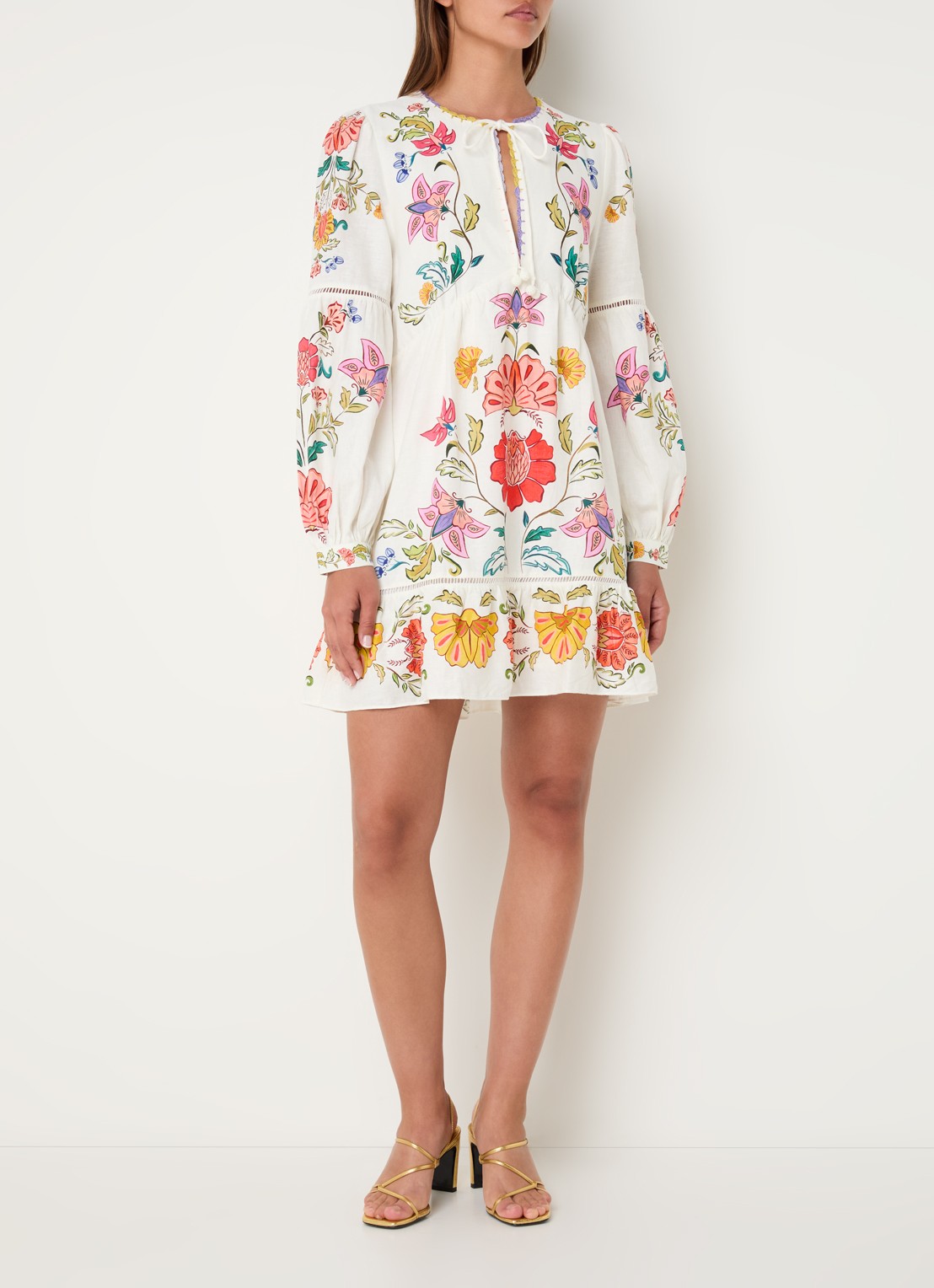 Farm Rio Mini tuniekjurk in linnenblend met bloemenprint en ballonmouw - voorkant 3 creme