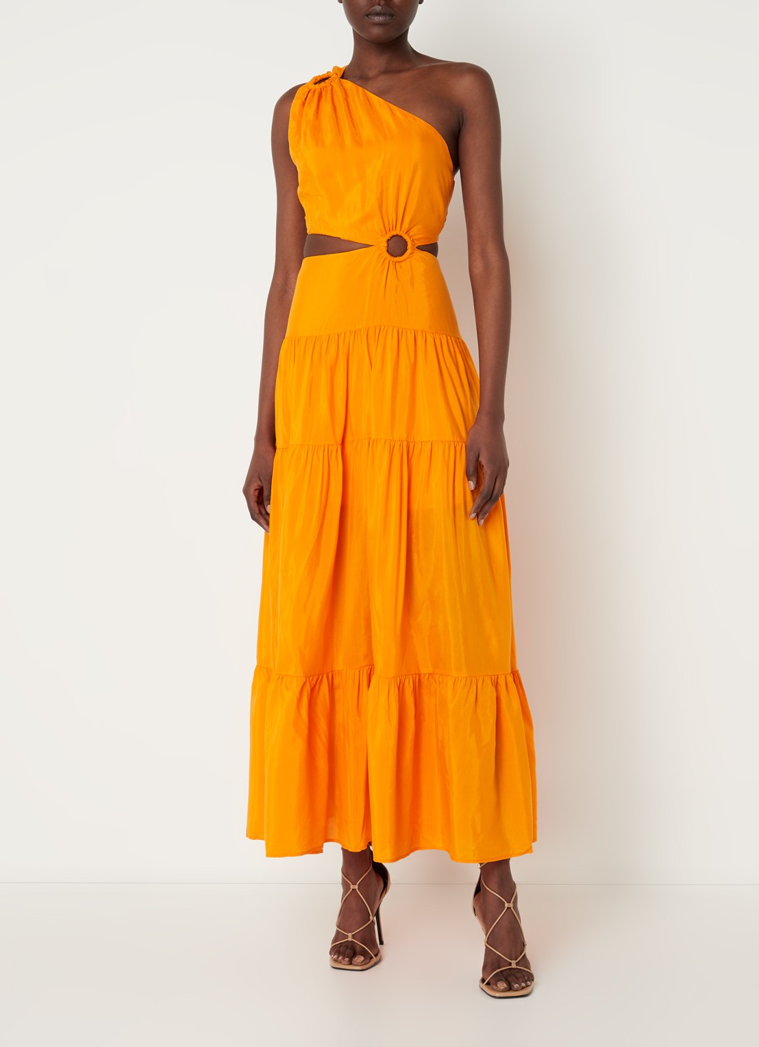 FARM Rio One shoulder maxi jurk met cut-out details - voorkant 2 oranje
