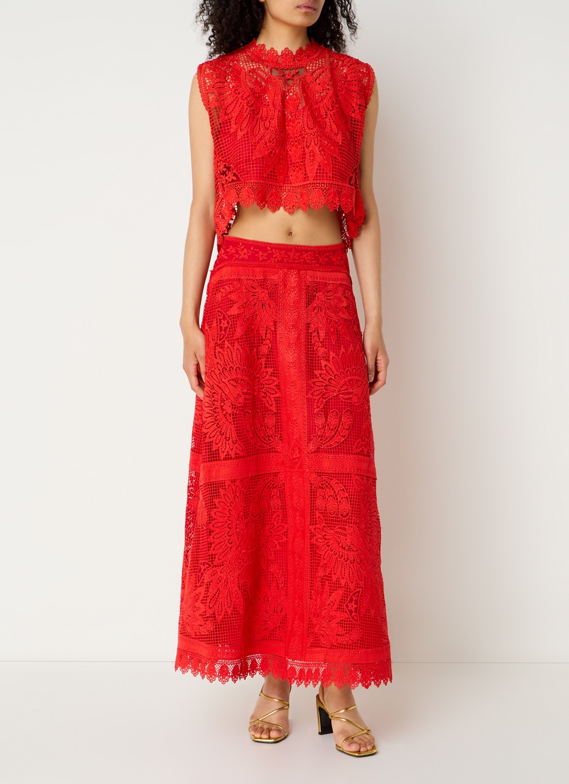 Farm Rio Red Toucan maxi rok met opengewerkt dessin - voorkant 2 rood