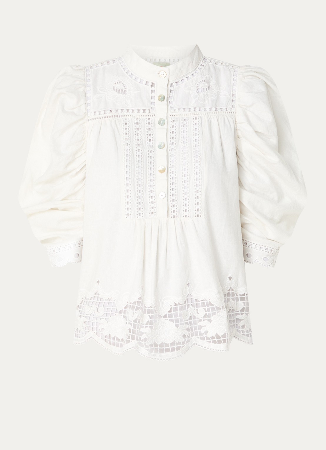 Farm Rio Romantic Richellieu blouse in linnenblend met broderie en pofmouw - voorkant gebroken wit