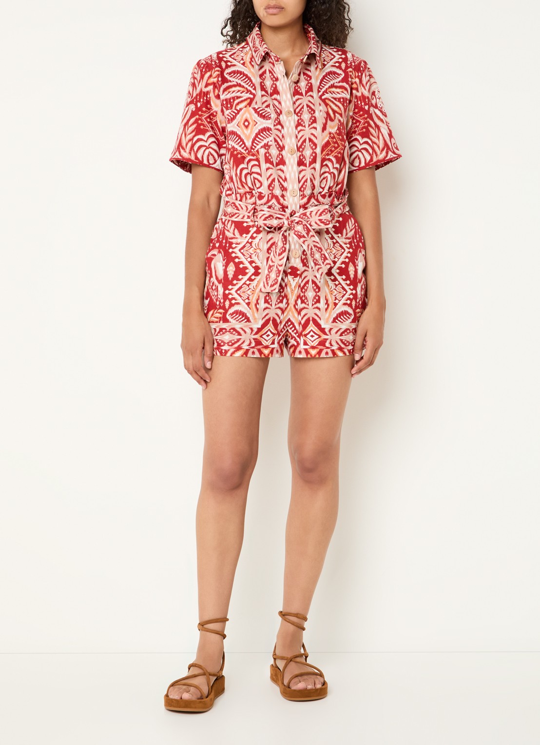 Farm Rio Straight fit playsuit met grafische print en strikceintuur - voorkant 4 rood