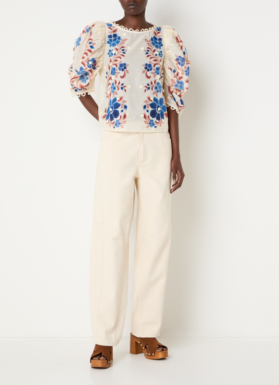 Farm Rio Tuniek met bloemenprint en pofmouw - voorkant 3 zand
