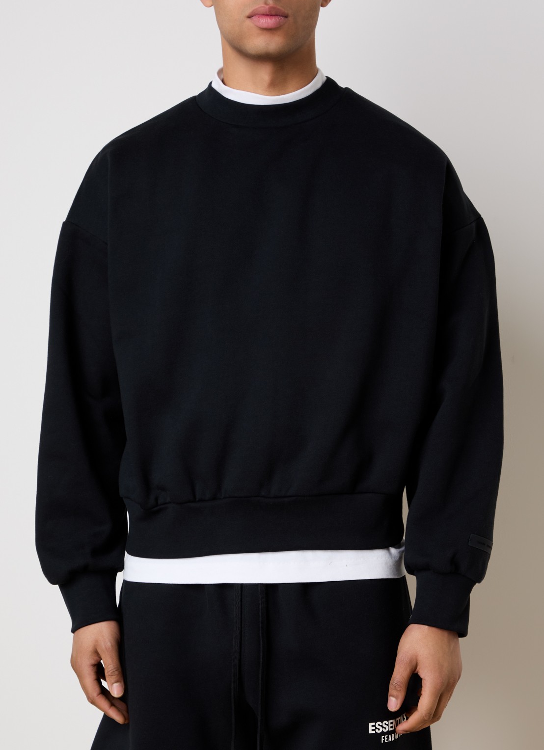 Fear of God Essentials AS25 sweater met flock logoprint - achterkant 5 zwart