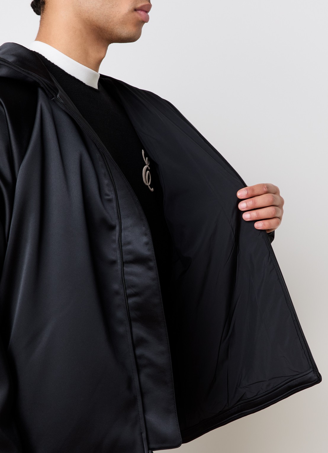 Fear of God Essentials Gewatteerd jack met capuchon - detail 5 zwart