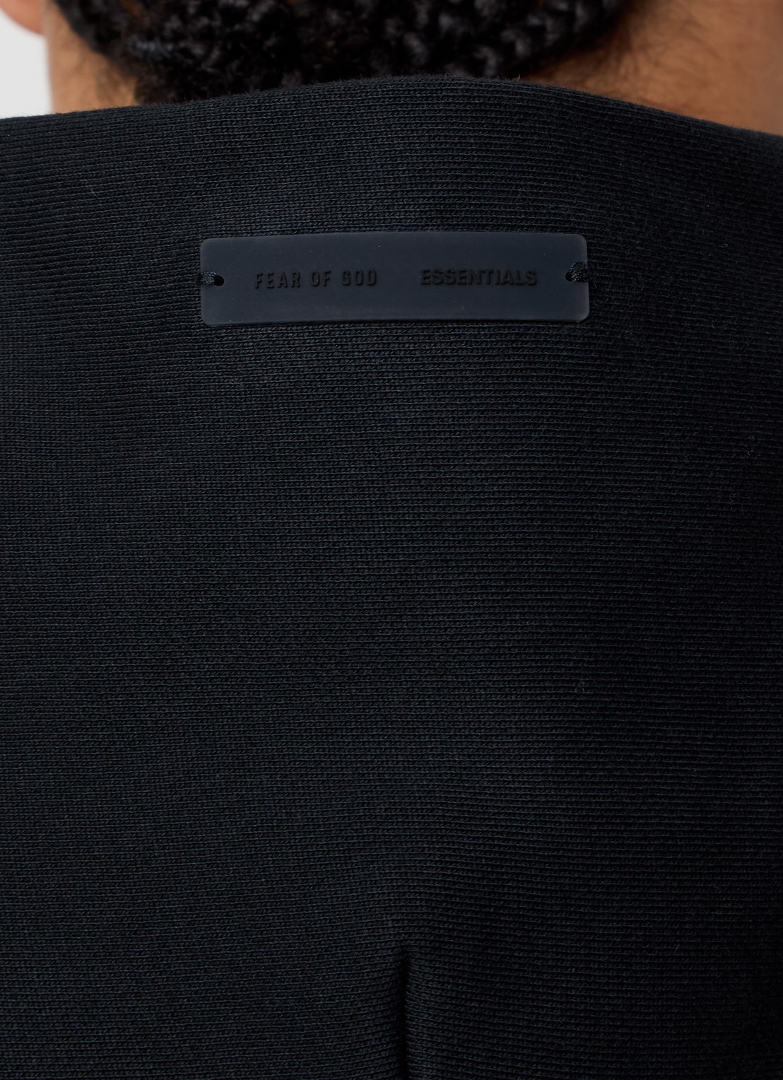 Fear of God Essentials Hoodie met flockprint - detail 5 zwart