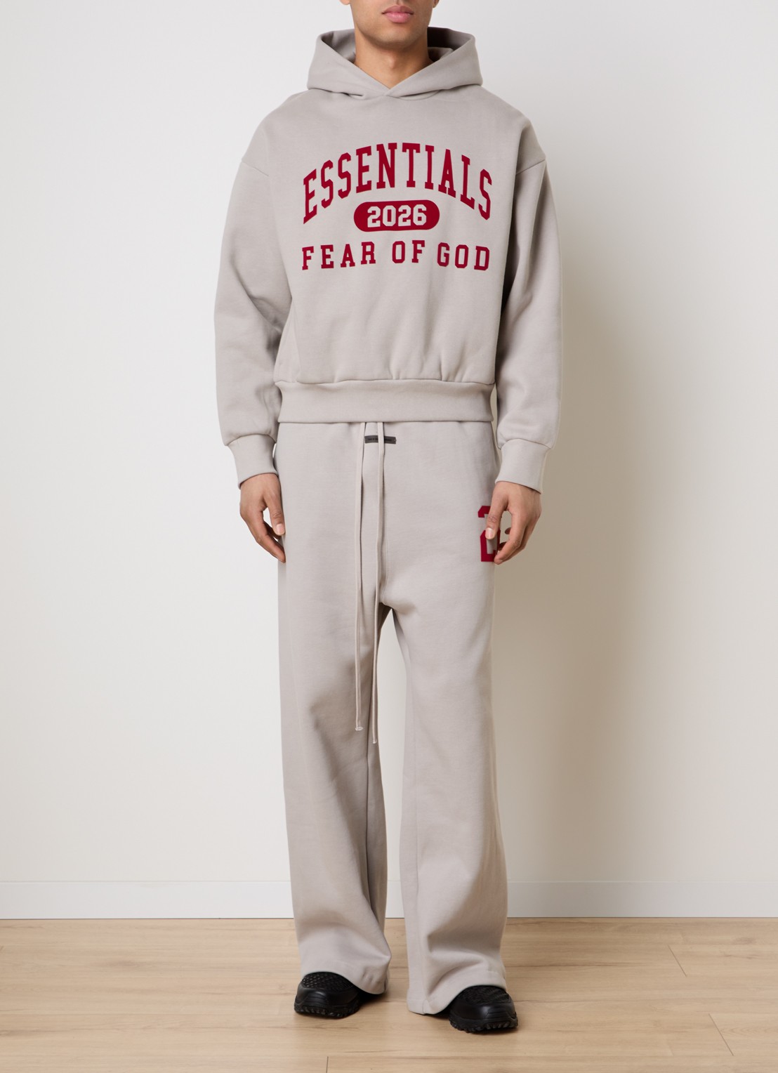 Fear of God Essentials Hoodie met flockprint - voorkant 6 grijs