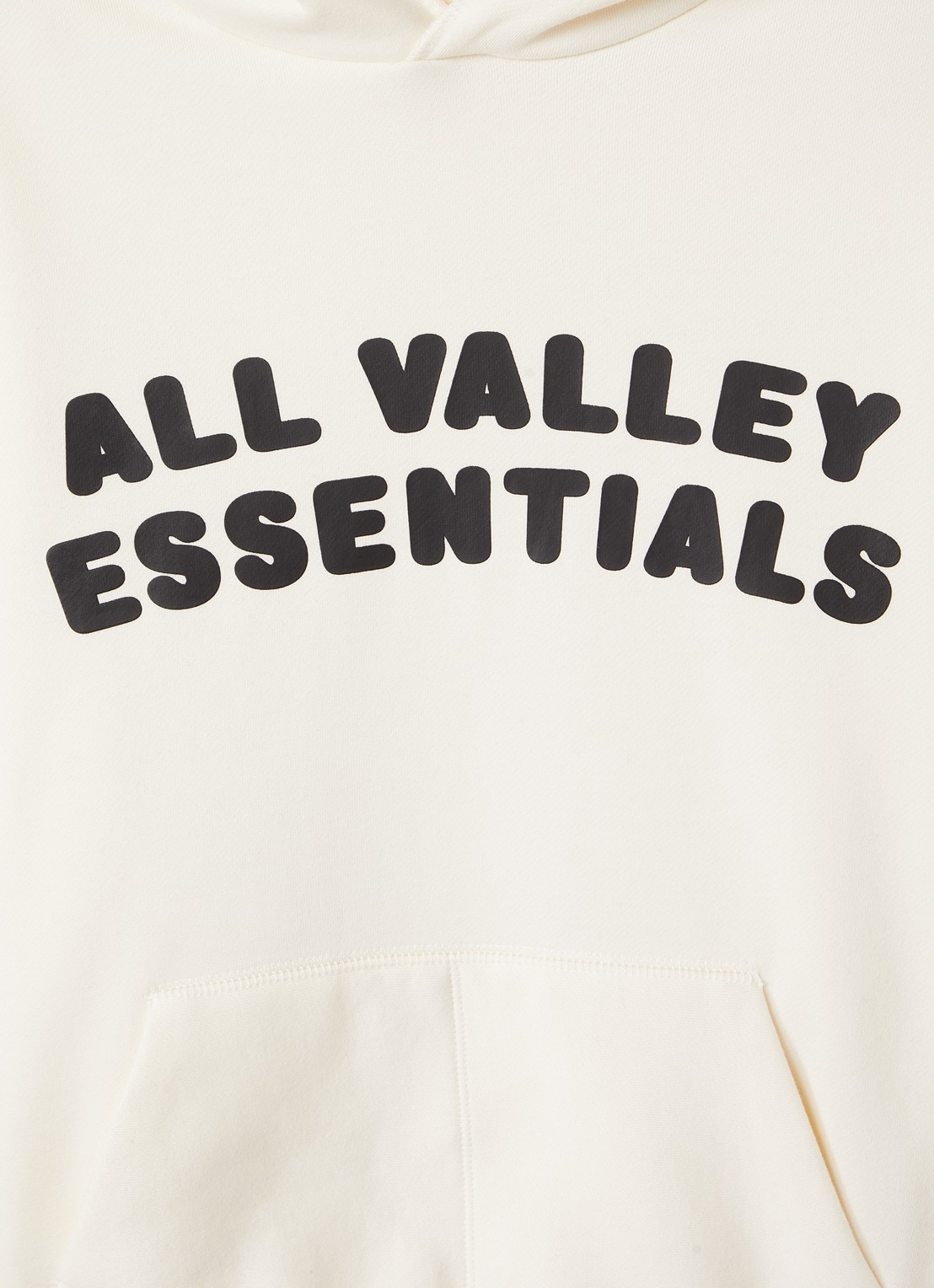 Fear of God Essentials Hoodie met front- en backprint - detail gebroken wit