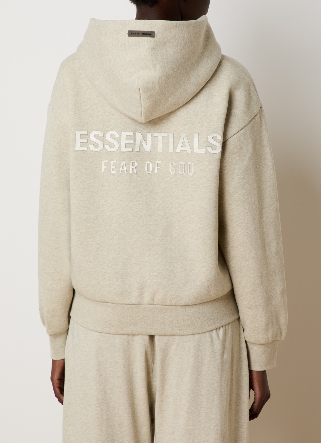 Fear of God Essentials Hoodie met gemêleerd dessin - achterkant beige