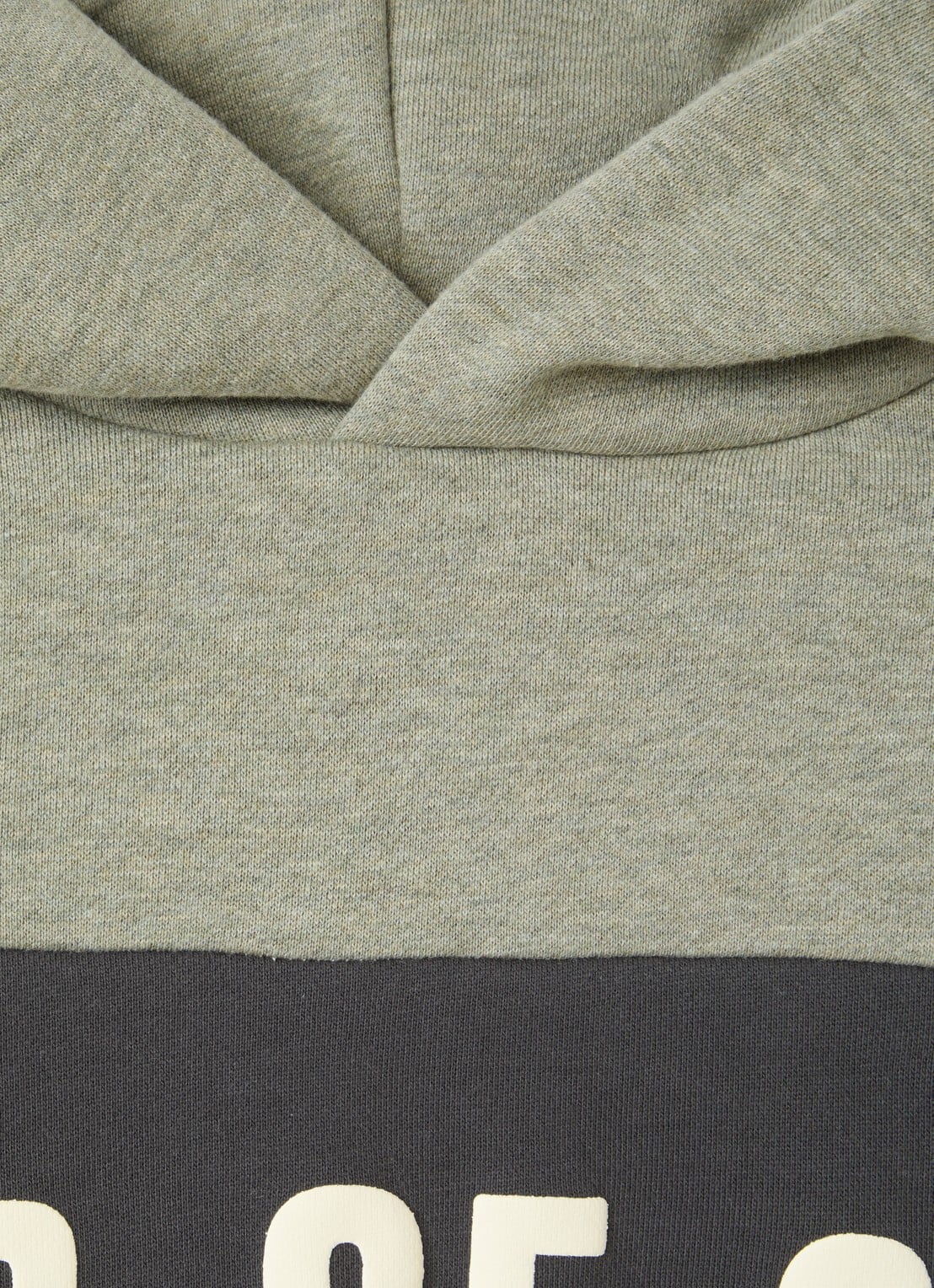 Fear of God Essentials Hoodie met logoprint - detail grijs