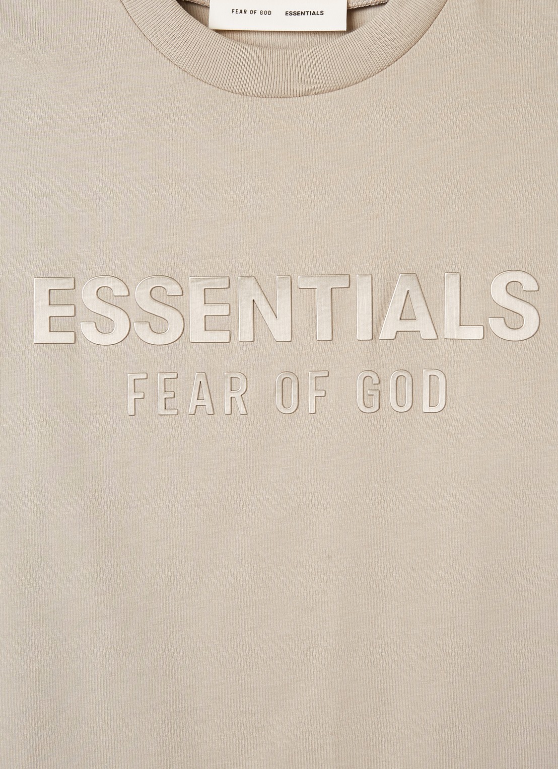Fear of God Essentials Longsleeve met logoprint - detail khaki
