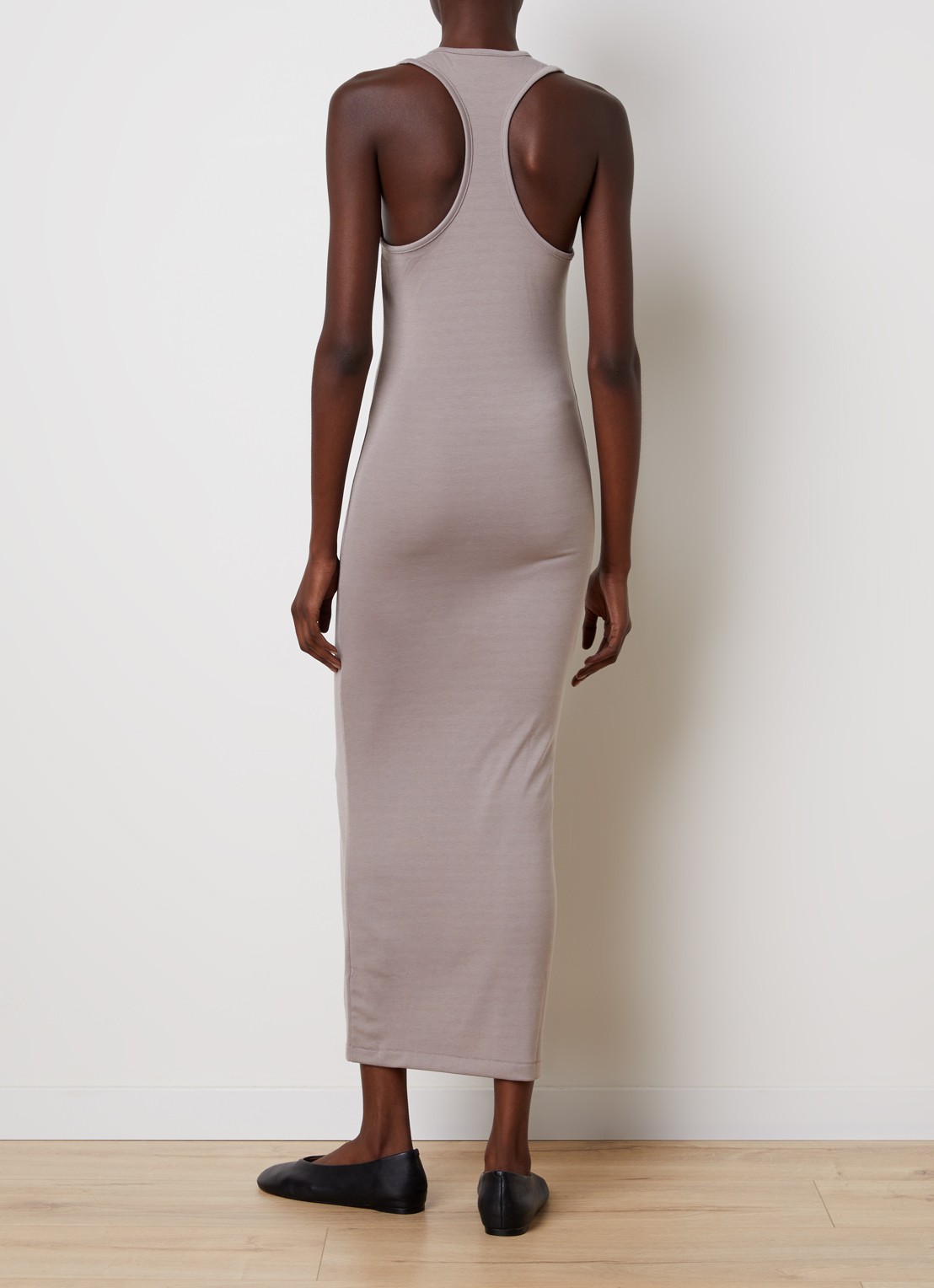 Fear of God Essentials Maxi jurk met racerback - achterkant 3 taupe