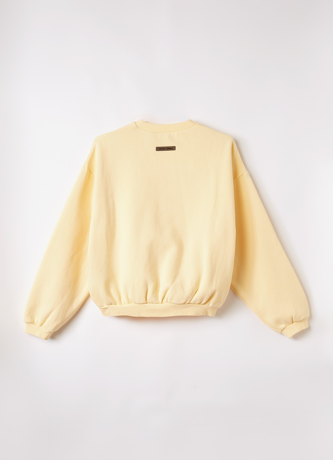Fear of God Essentials Sweater met logoborduring - voorkant 3 geel
