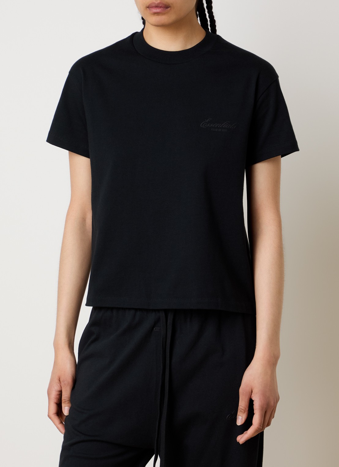 Fear of God Essentials T-shirt met logo en ronde hals - detail 3 zwart