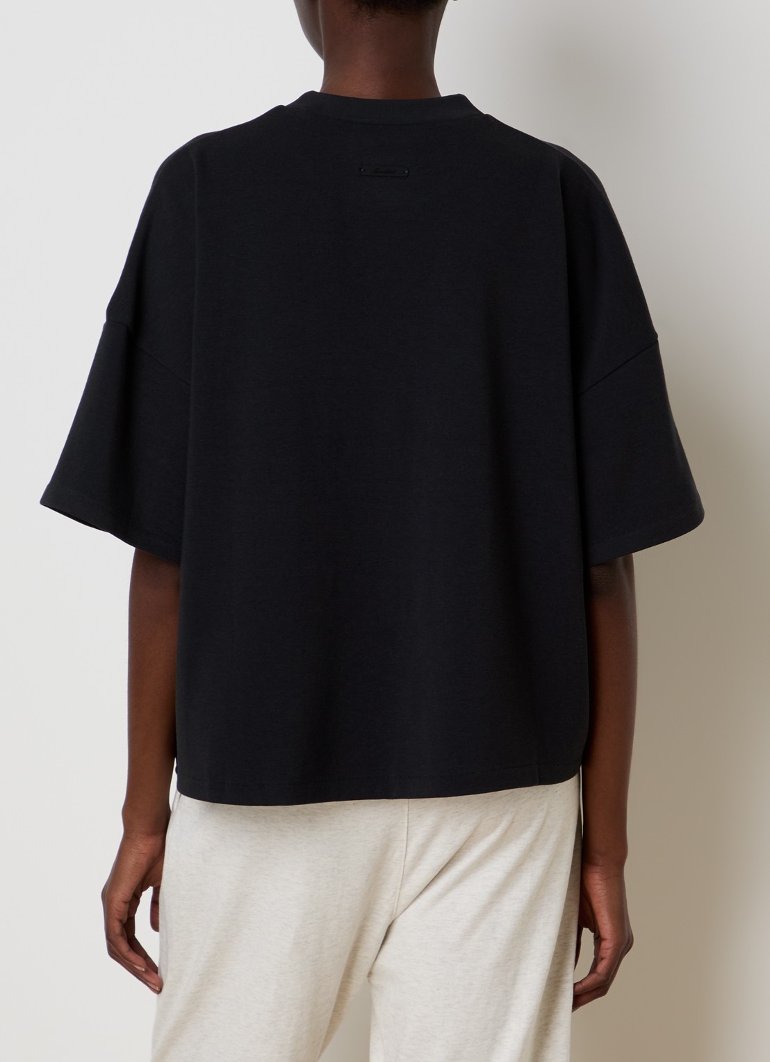Fear of God Essentials T-shirt met logo en ronde hals - achterkant 5 zwart