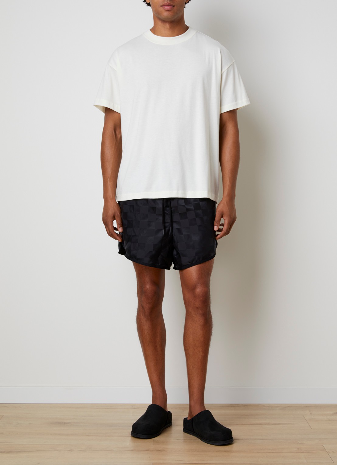 Fear of God Essentials T-shirt met ronde hals - voorkant 3 gebroken wit
