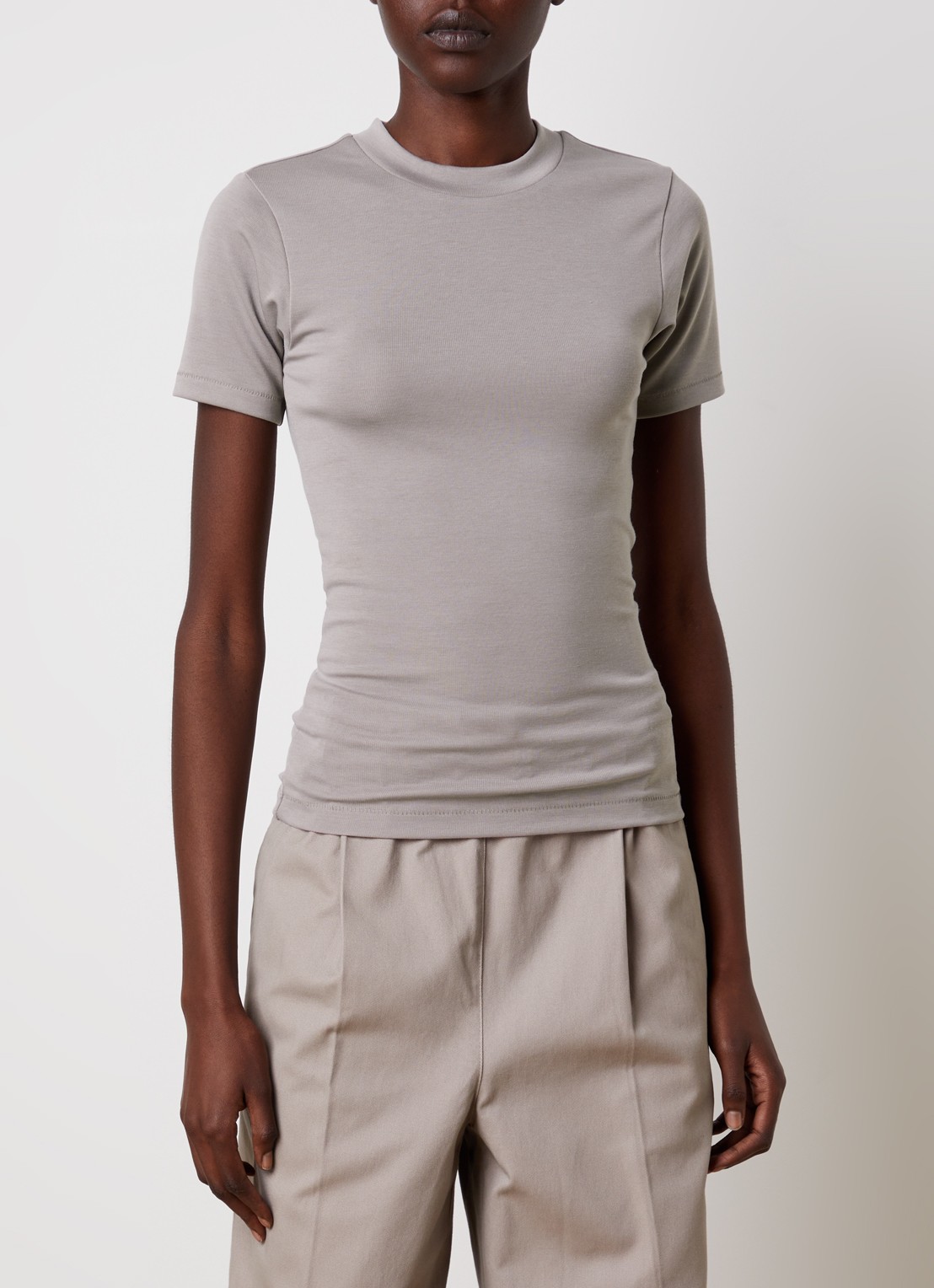 Fear of God Essentials T-shirt met ronde hals - detail 4 donkerbeige