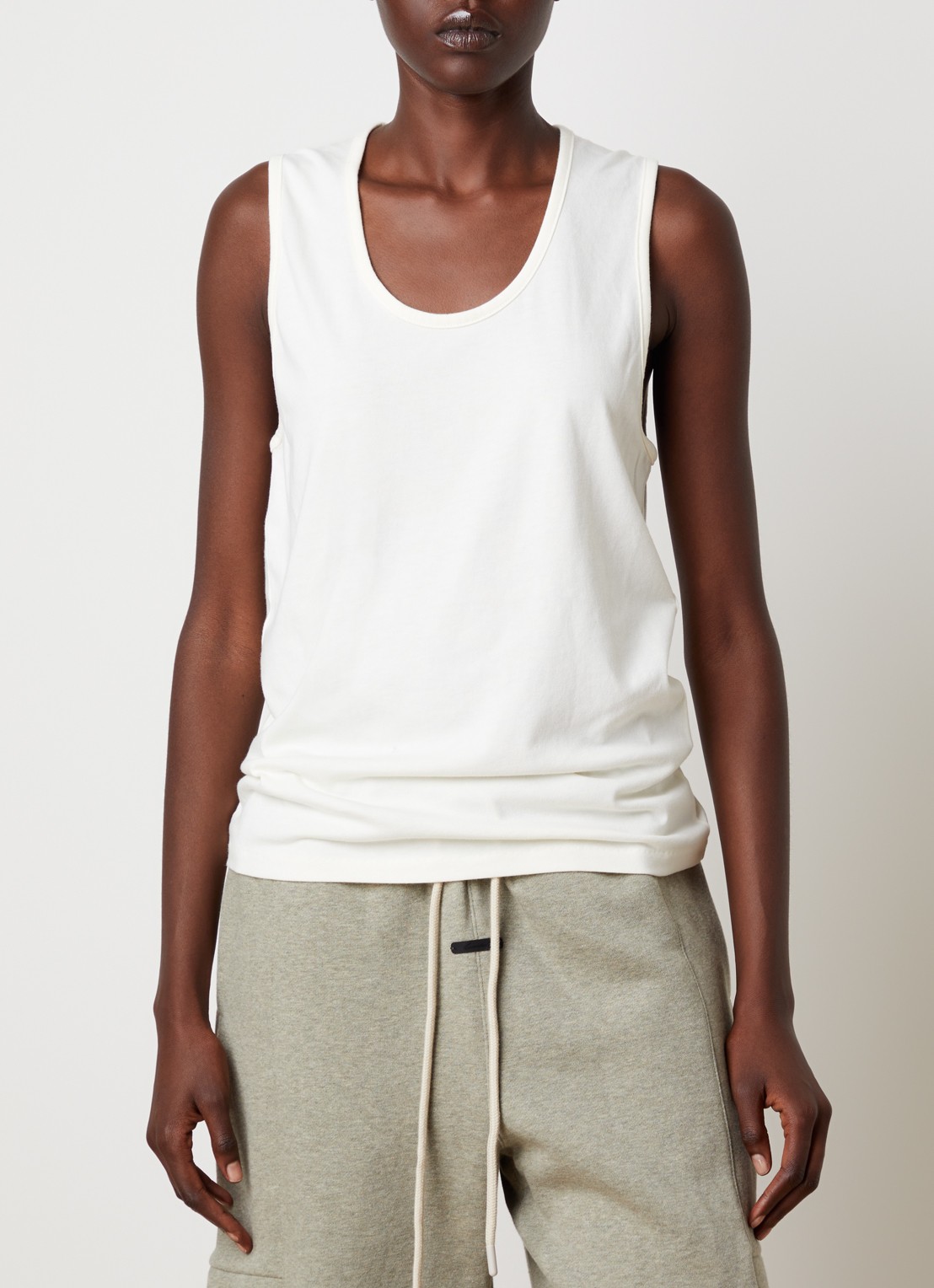 Fear of God Essentials Tanktop met ronde hals - detail 3 creme