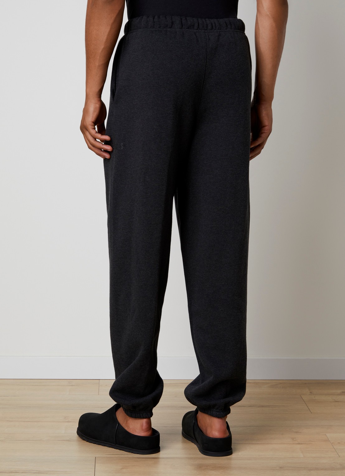 Fear of God Essentials Tapered fit joggingsbroek met steekzakken - achterkant 6 antraciet