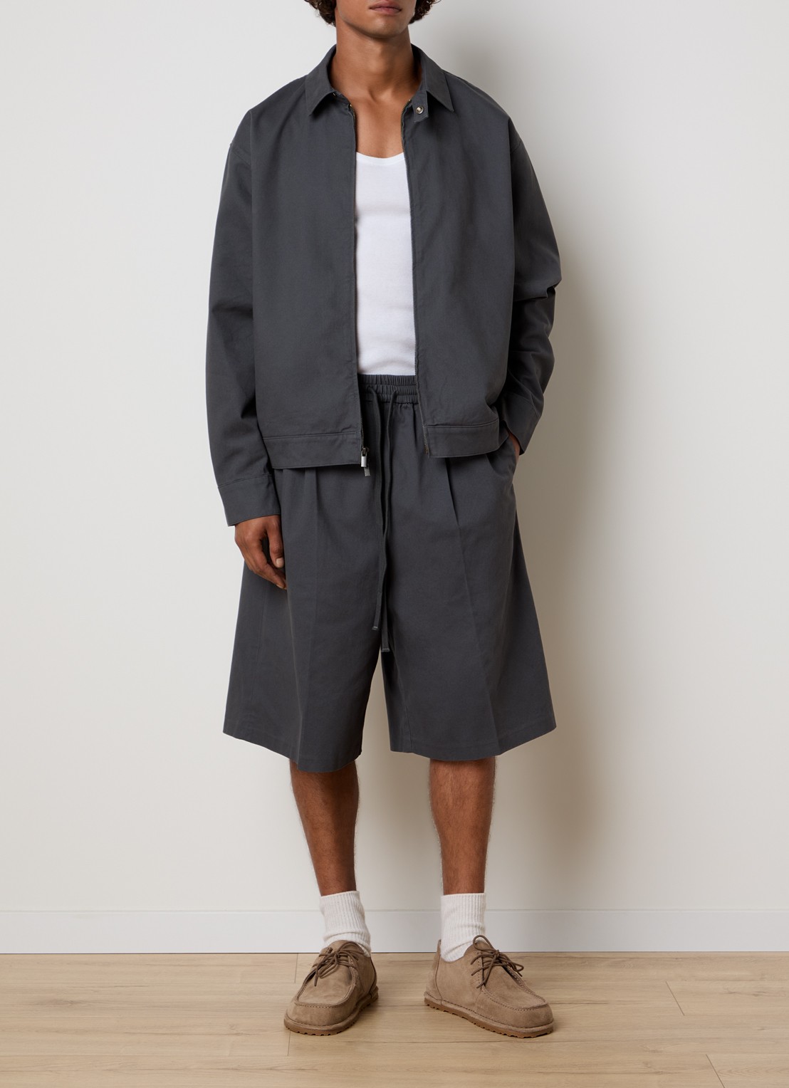 Fear of God Essentials Twill straight fit korte broek met steekzakken - voorkant 6 donkergrijs