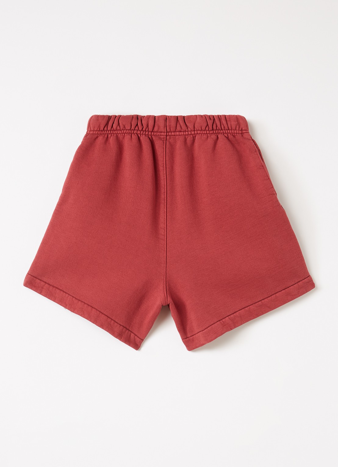 Fear of God Essentials Wide fit korte joggingbroek met logoprint - voorkant 2 steenrood
