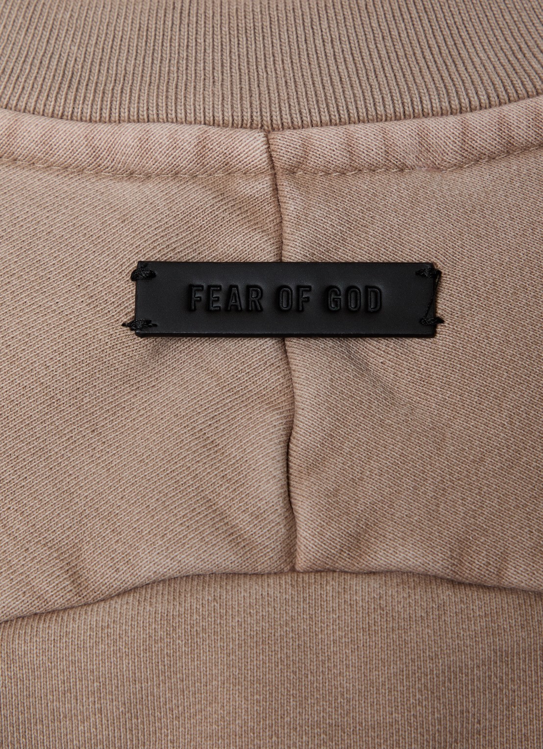 Fear of God Sweater met front- en backprint - detail 5 donkerbeige