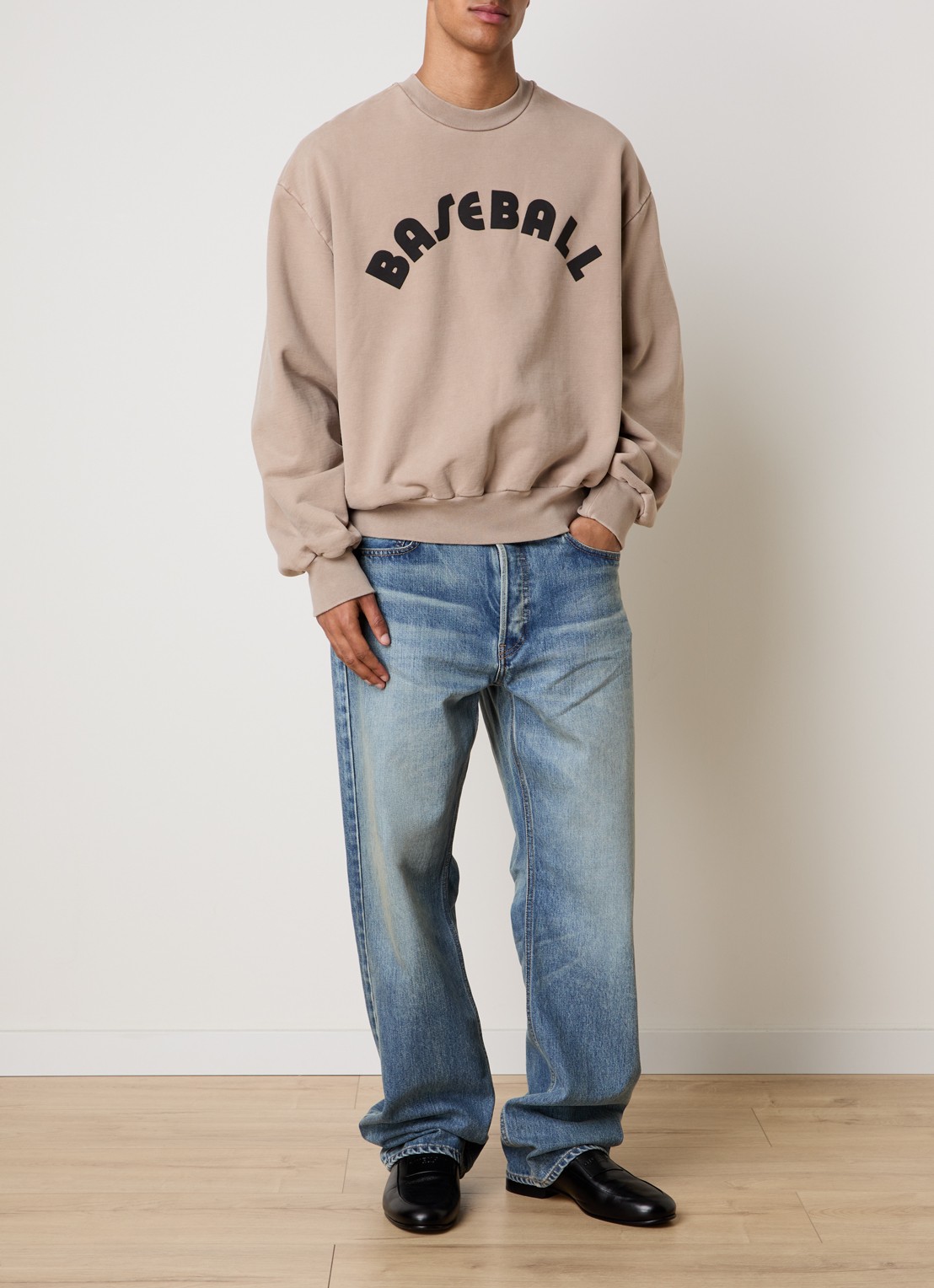 Fear of God Sweater met front- en backprint - voorkant 2 donkerbeige