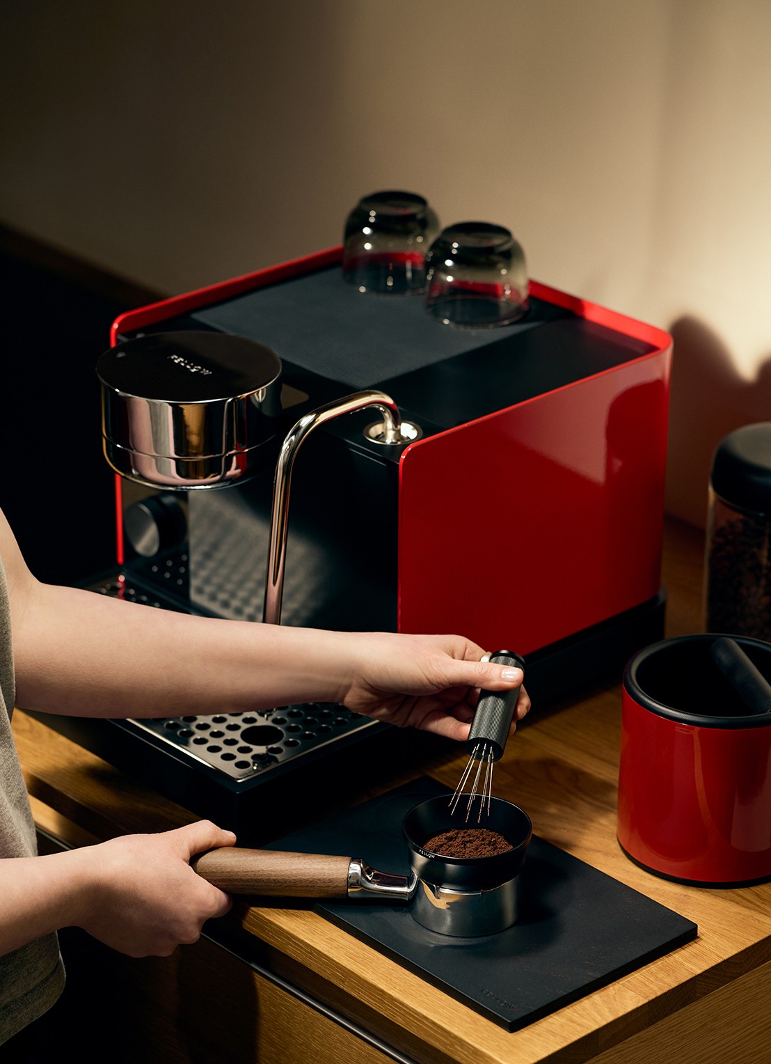 Fellow Espresso Series 1 espressomachine - detail 5 rood