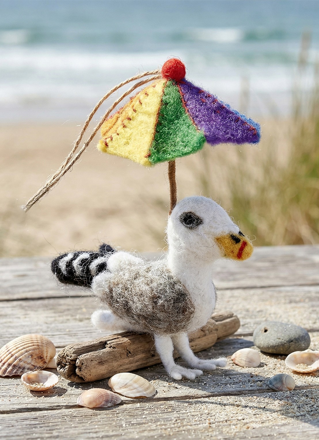 Felt So Good British Summer Seagull kersthanger 7,5 cm - achterkant gebroken wit
