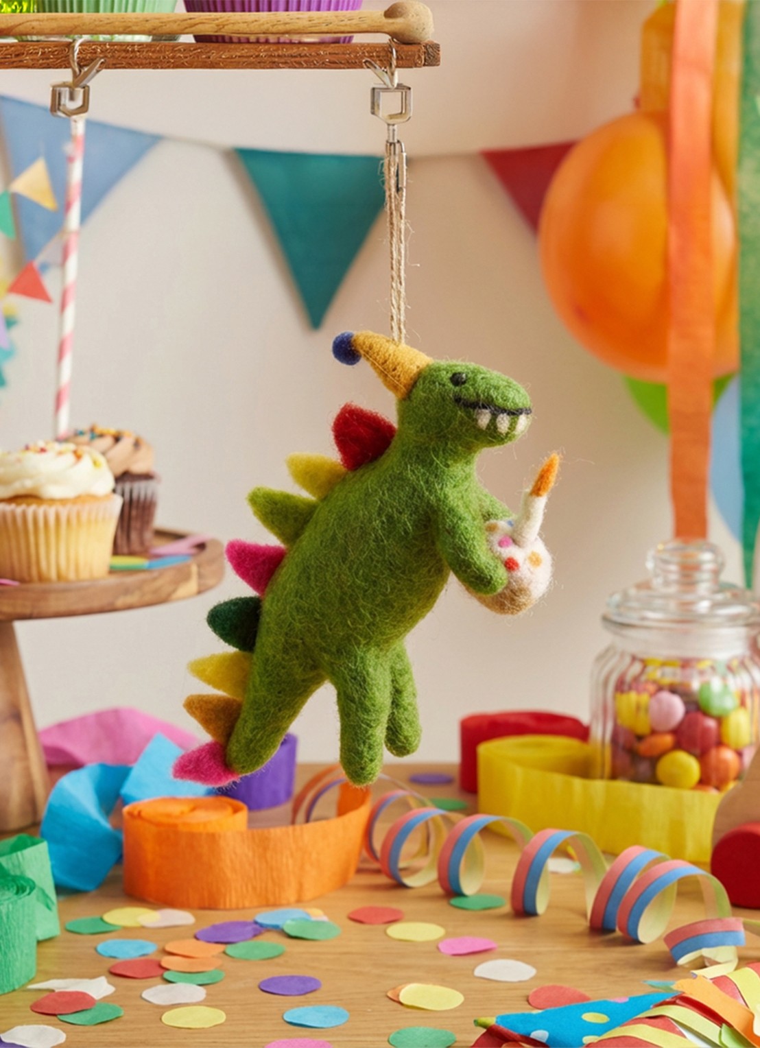 Felt So Good Happy Birthday Dino kersthanger 15 cm - achterkant 2 groen