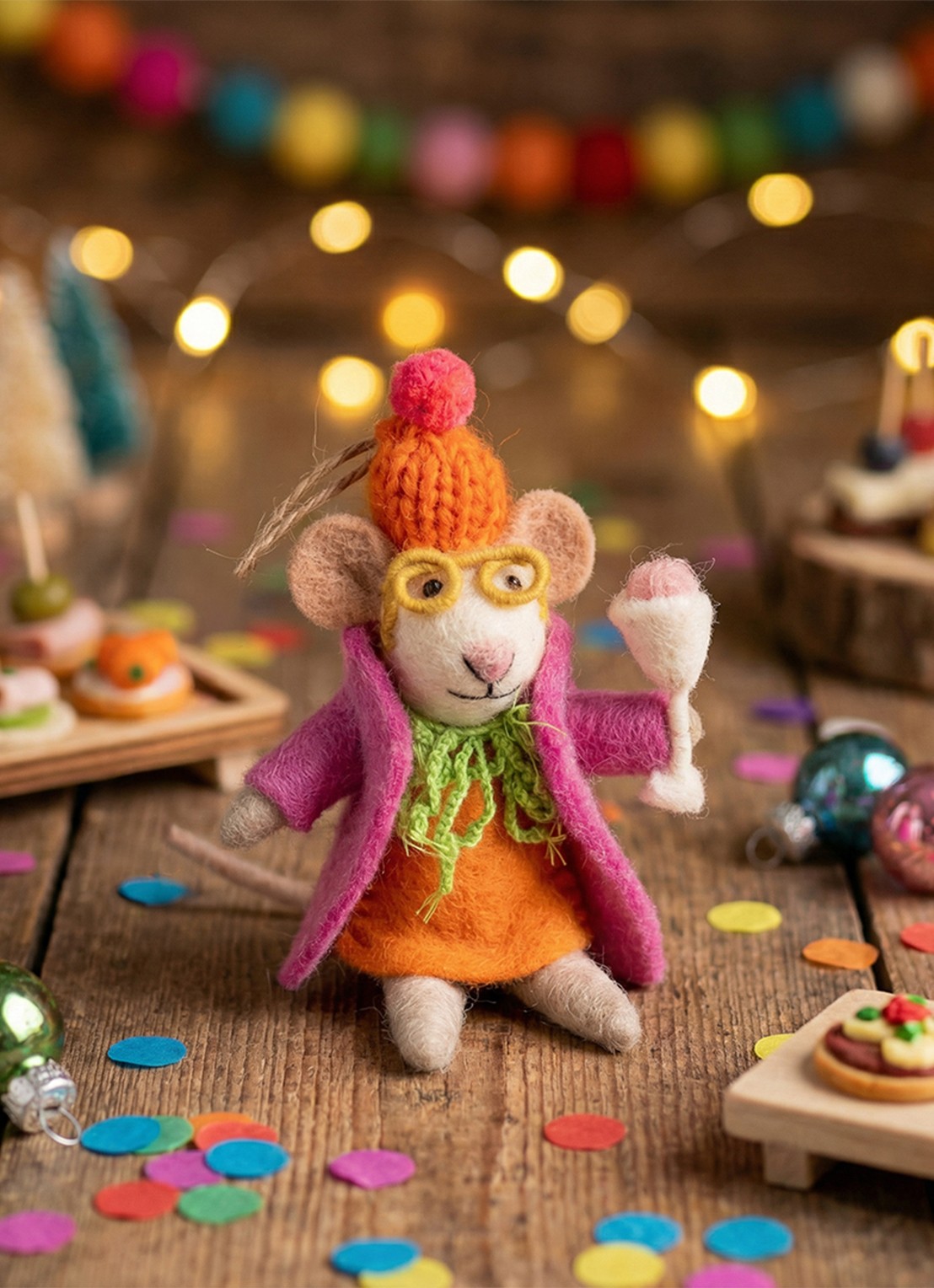 Felt So Good Margie the Merry Mouse kersthanger 14 cm - voorkant 3 oranje