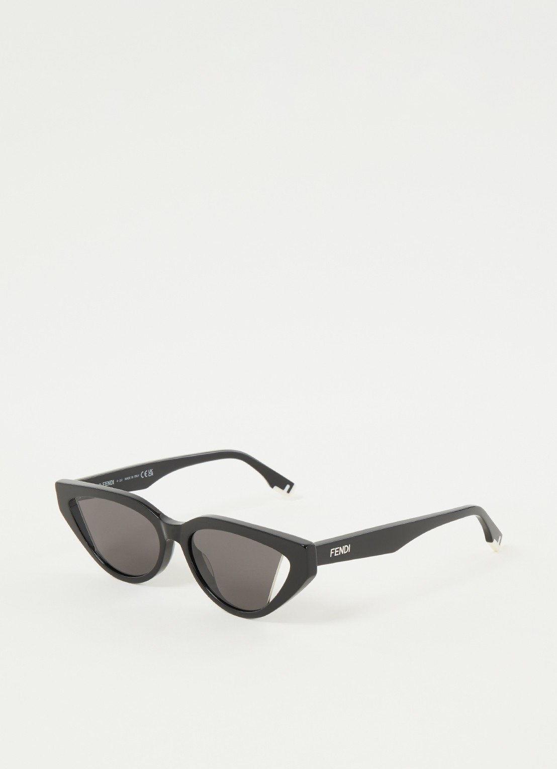 Fendi Cat Eye zonnebril FN000576  - voorkant 3 zwart
