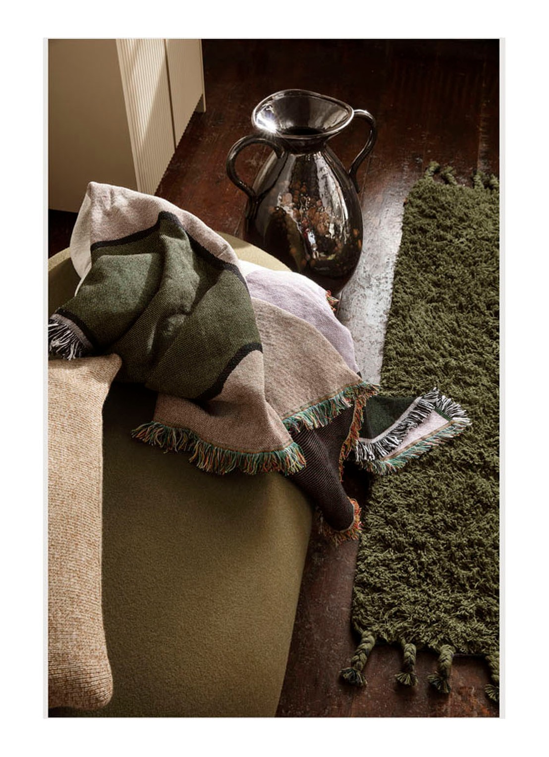 ferm LIVING Ammas vloerkleed 70 x 50 cm - voorkant 2 donkergroen