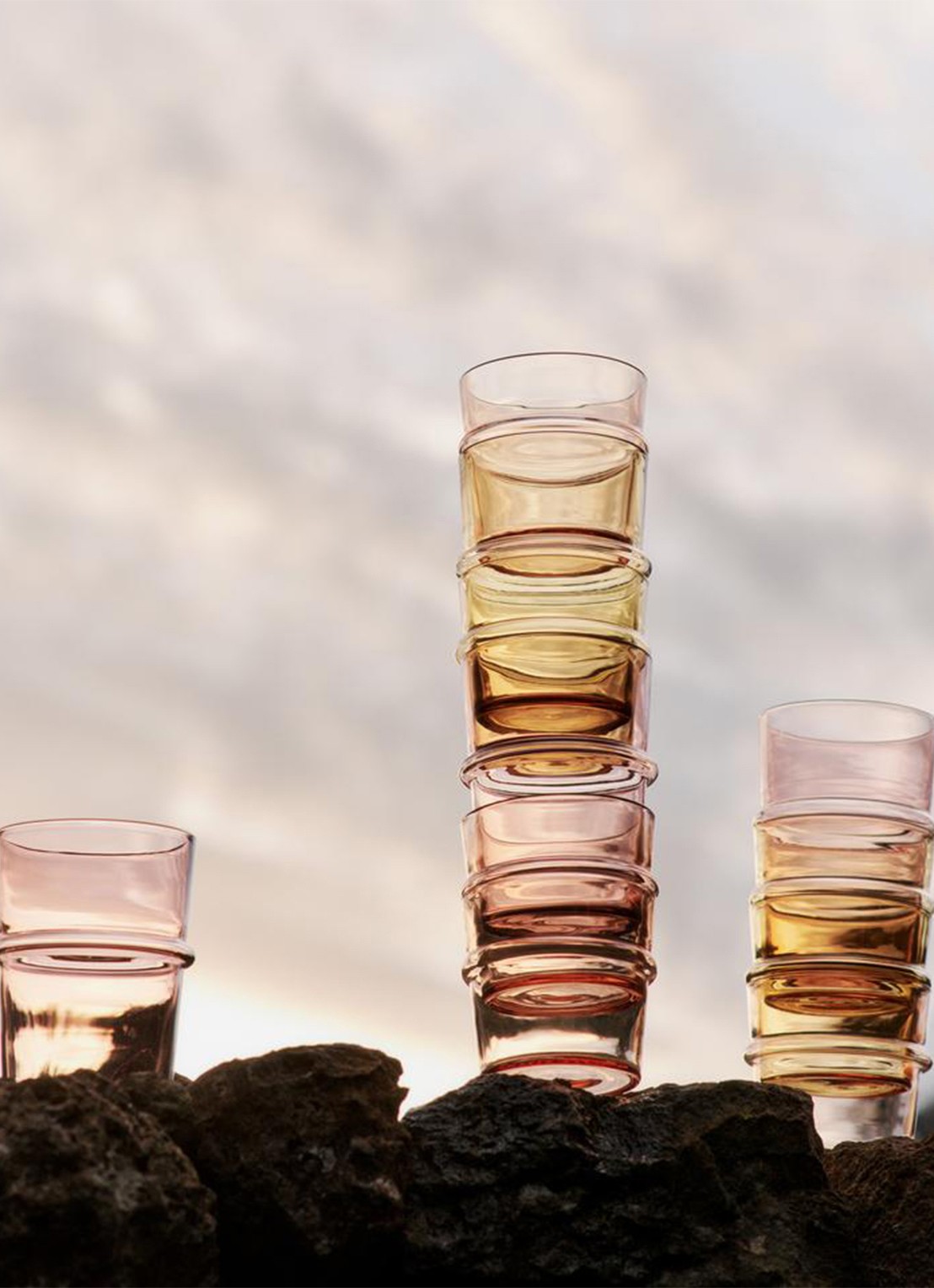 ferm LIVING Boya l drinkglas set van 2  - detail zalmroze