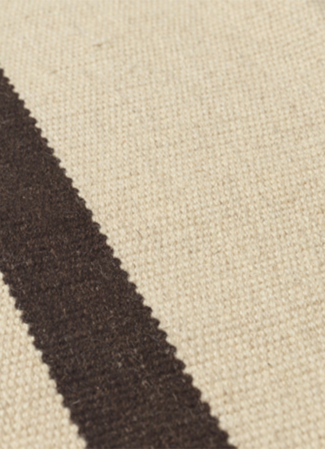 ferm LIVING Calm kelim vloerkleed 140 x 200 cm - voorkant 2 gebroken wit