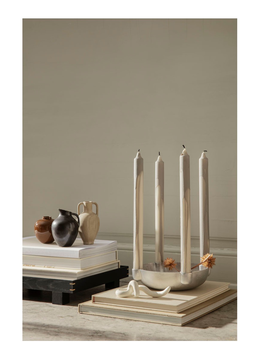 ferm LIVING Dryp dinerkaars 30 cm set van 2 - voorkant 2 lichtgrijs