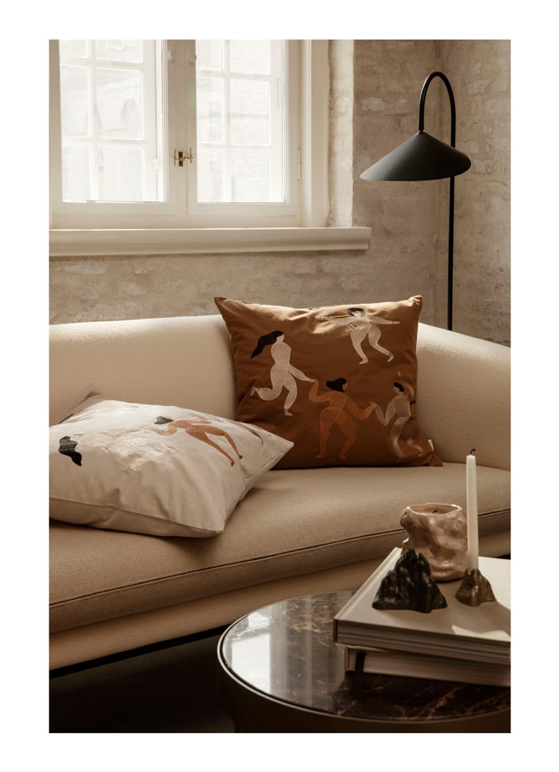 ferm LIVING Free sierkussen 50 x 50 cm - detail 4 bruin