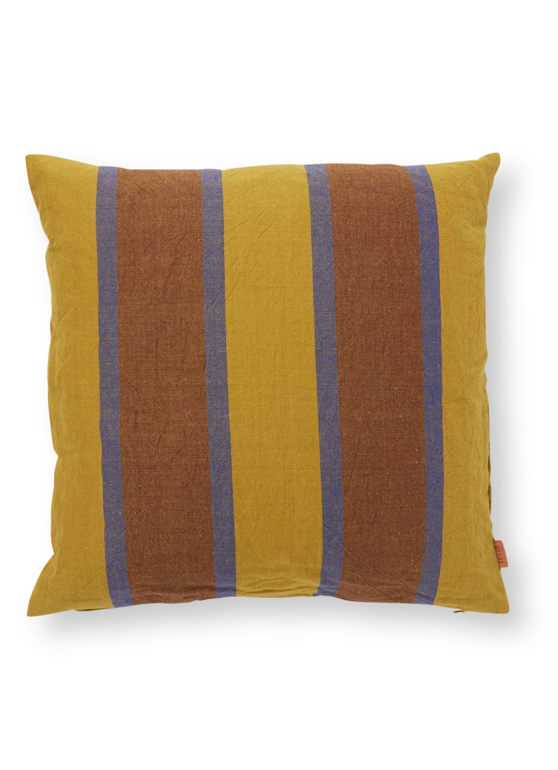 ferm LIVING Grand sierkussen 50 x 50 cm - voorkant mosterd
