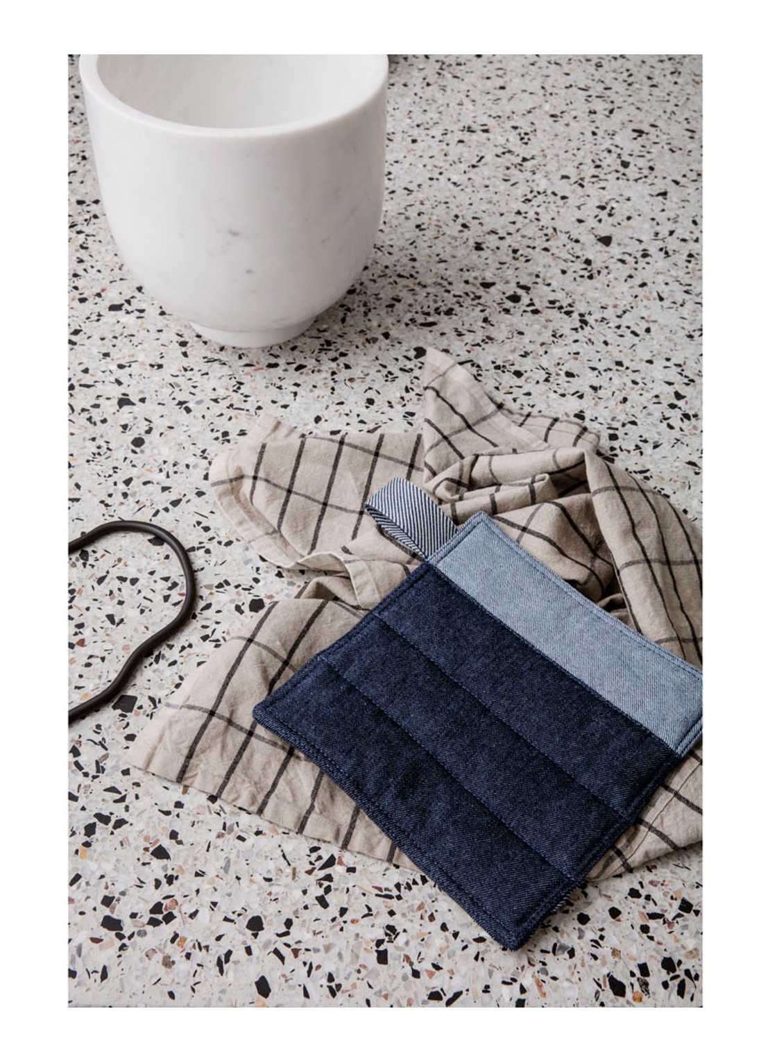 ferm LIVING Hale theedoek 50 x 70 cm - voorkant 3 beige