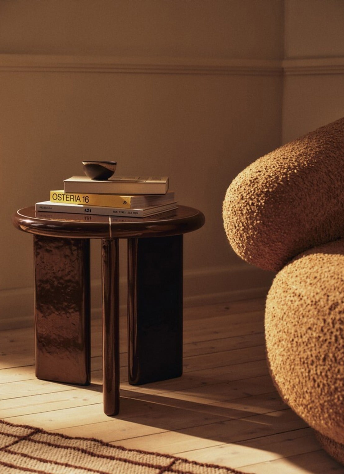 ferm LIVING Koyo kom 11,5 cm set van 2 - voorkant 2 donkerbruin