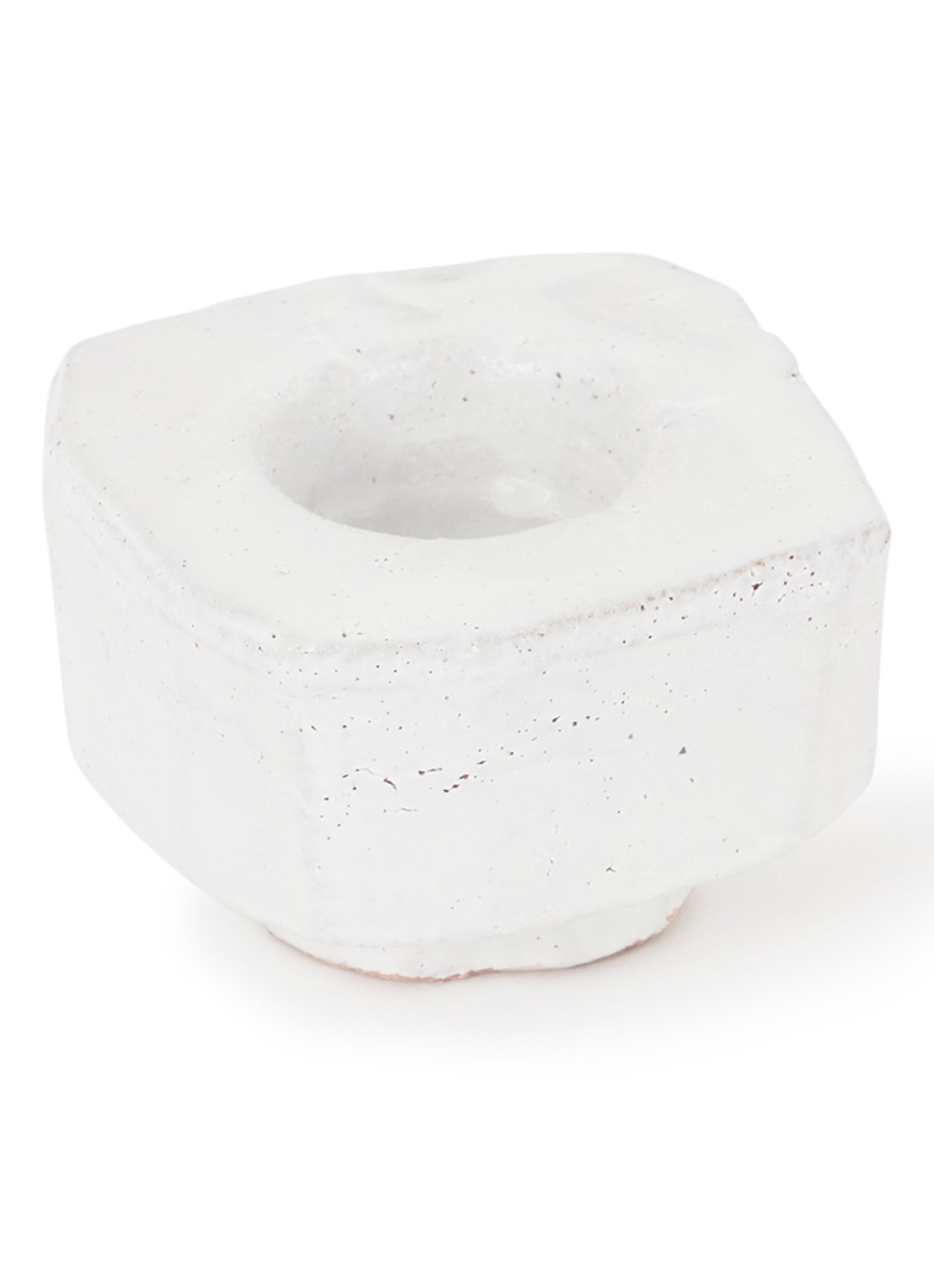 ferm LIVING Kurinu kandelaar 5,5 cm - voorkant gebroken wit
