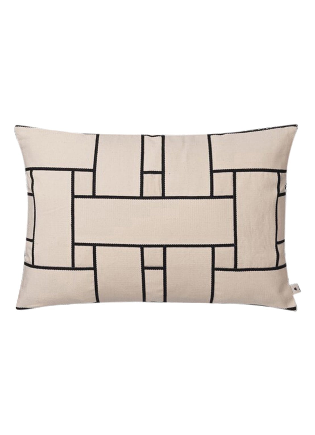 ferm LIVING Lattice sierkussen 40 x 60 cm - voorkant beige