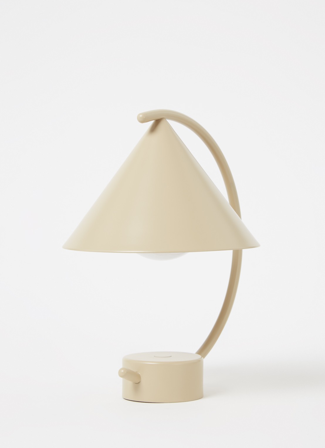 ferm LIVING Meridian tafellamp 26 x Ø17 cm - voorkant 2 creme