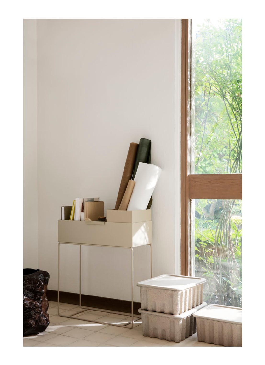 ferm LIVING Plant Box plantenbak voor binnen - 60 cm - voorkant 2 zand