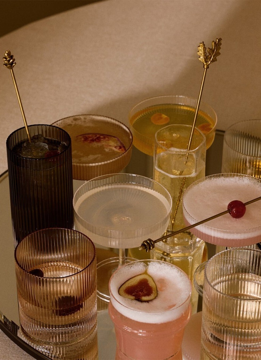 ferm LIVING Ripple longdrinkglas set van 2 - voorkant 3 grijs