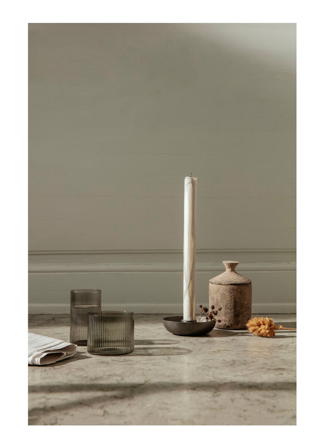 ferm LIVING Ripple waterglazen set van 4 - voorkant lichtgrijs