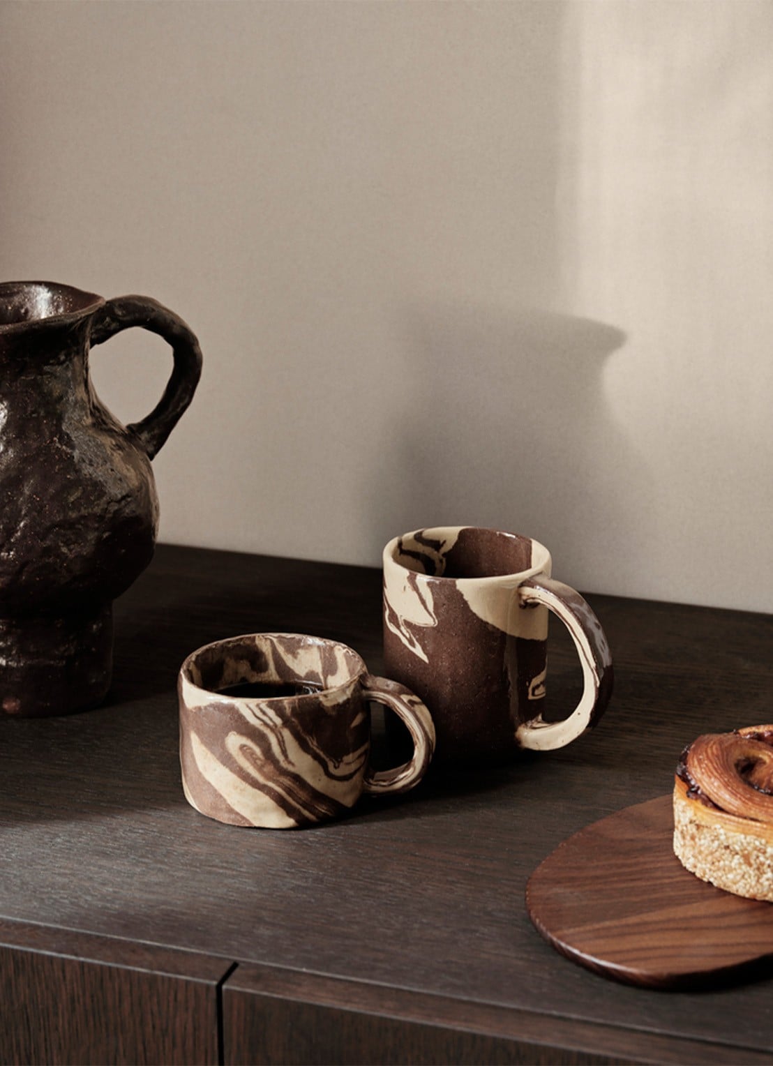 ferm LIVING Ryu kopje 20 cl - achterkant 3 bruin