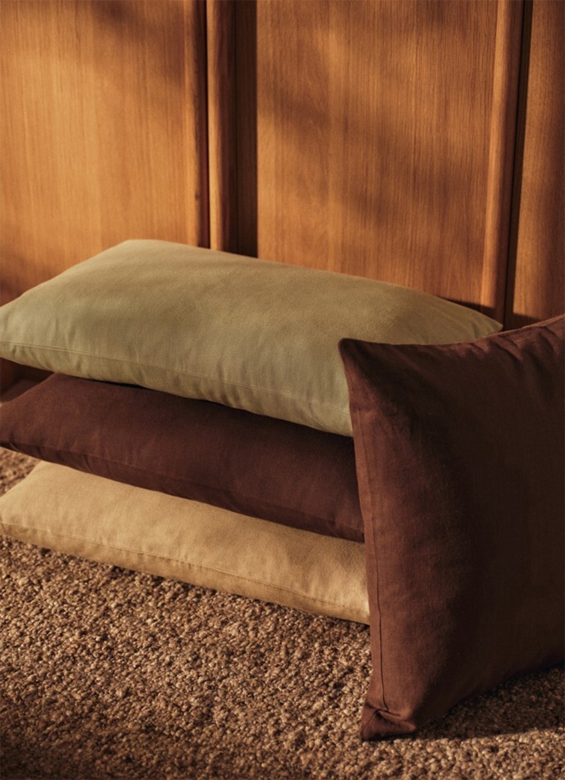 ferm LIVING Sen sierkussen 50 x 50 cm - voorkant 2 chocoladebruin
