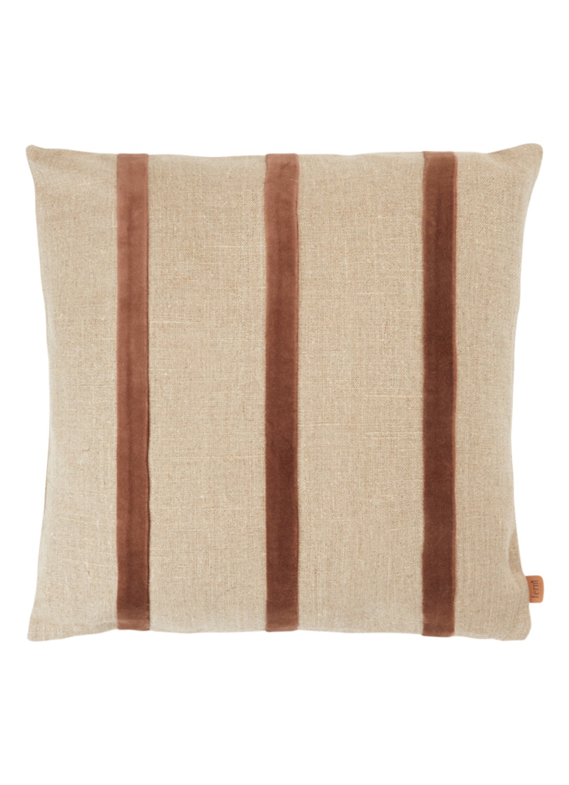 ferm LIVING Senti sierkussen in linnenblend 50 x 50 cm  - voorkant 3 beige