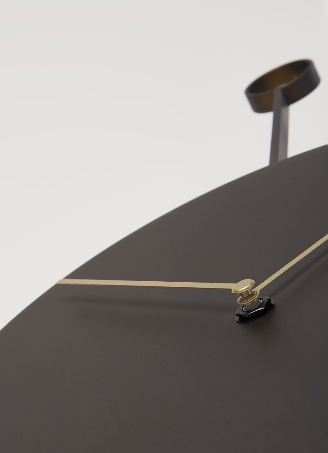 ferm LIVING Trace wandklok - detail zwart